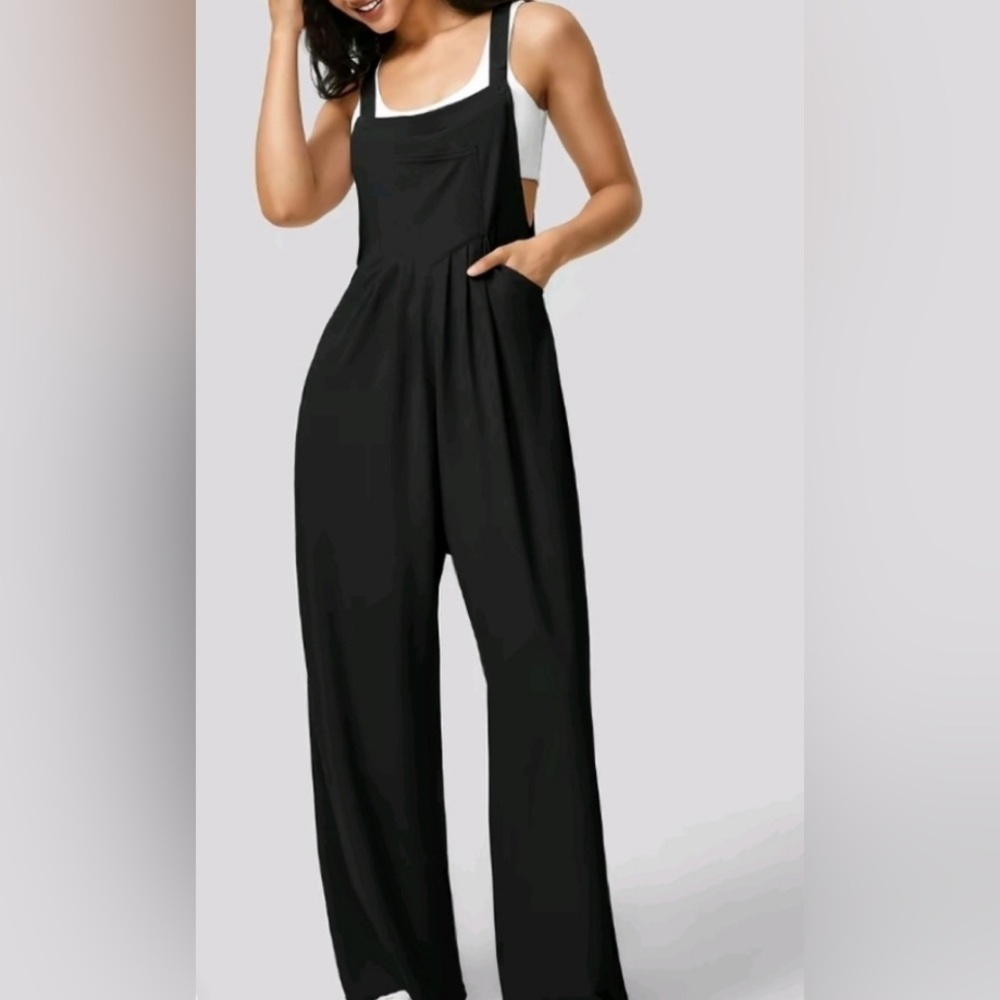 Popular HALARA Medium NWOT Black jumpsuit/overalls